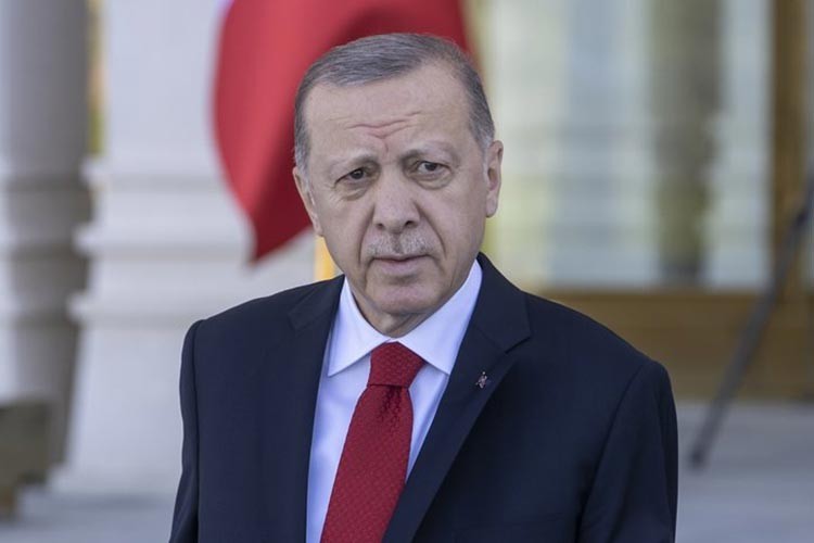 "Türkiye'nin ekonomiyle teslim alınmasına rıza göstermedik"