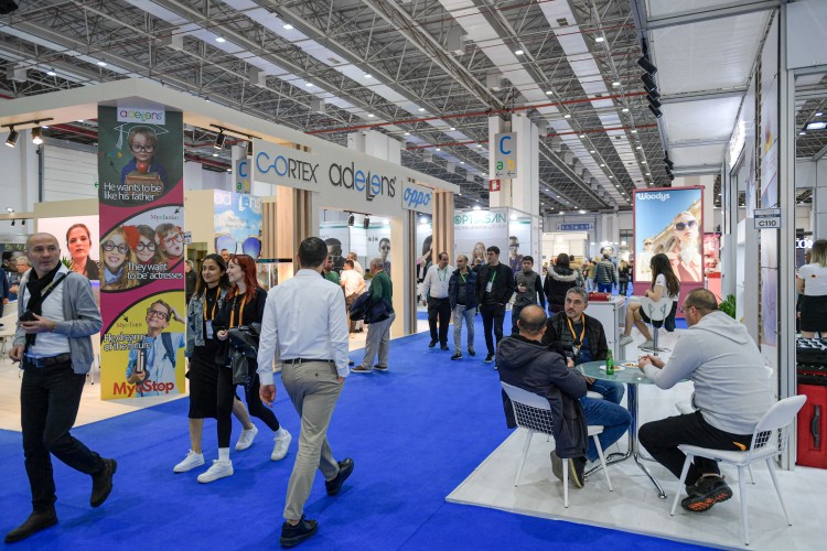 Optic World İzmir Fuarı'na ilk iki gün büyük ilgi