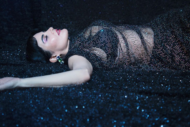 Göksel'den sürpriz ve çarpıcı cover