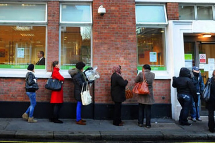 İngiltere'de işsizlik yaklaşık son 5 yılın zirvesinde