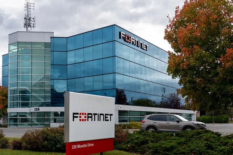 OT Güvenlik Platformunun kapsamını genişletiyor