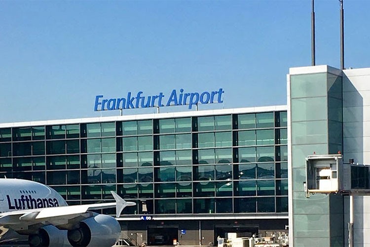 Frankfurt Havalimanı'nda 120 uçuş iptal edildi