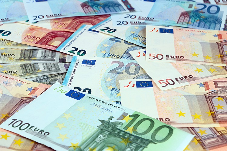 Hazine euro cinsi tahvil ihracı için yetki verdi