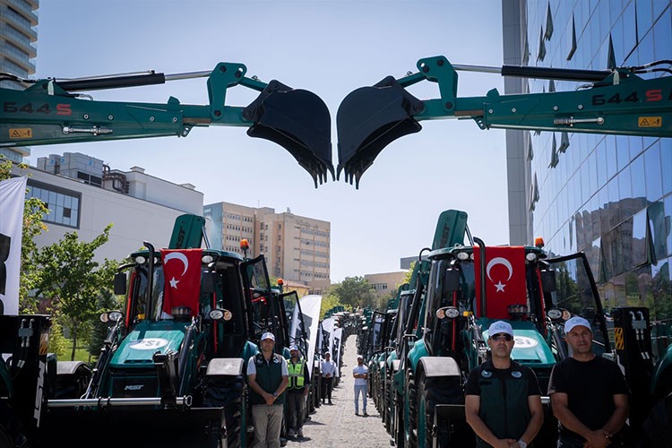 DSİ araç parkına 50 iş makinesi daha katıldı