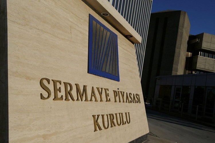 SPK'dan 10 yabancı kuruluşa ceza