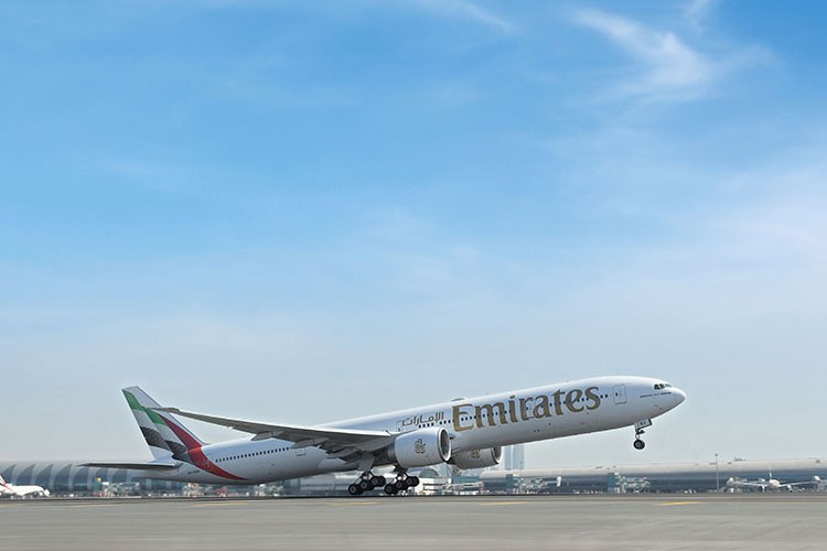 Emirates en yoğun yaz dönemlerinden birini yaşıyor