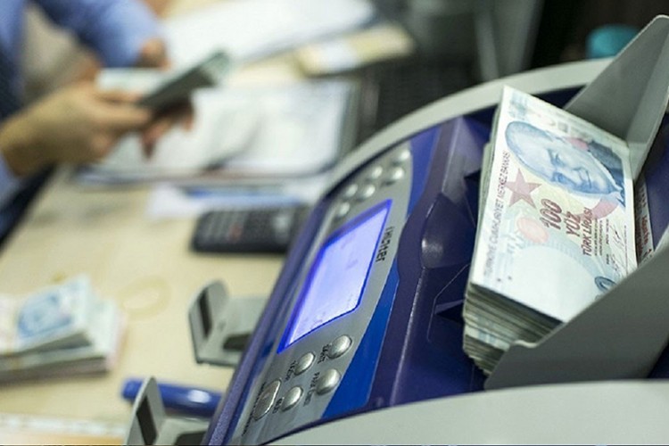 Vatandaş yaşamak için borçlanıyor