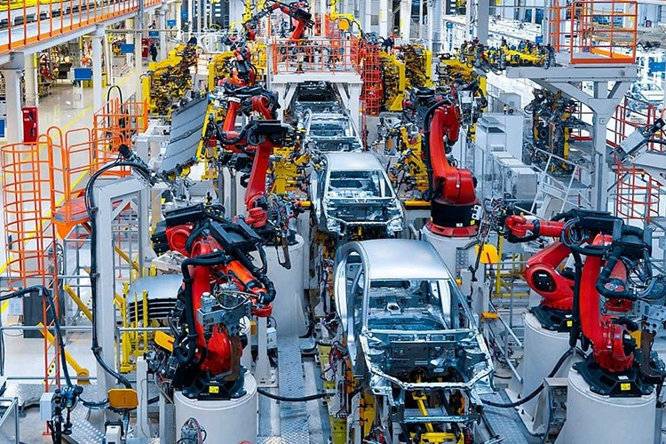 Türkiye'de geçen yıl 1,1 milyon otomobil, 10 milyon buzdolabı üretildi