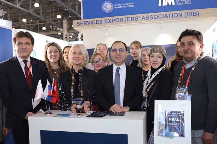 Sağlık turizmcileri Moskova Uluslararası Turizm ve Seyahat Fuarı'na katıldı
