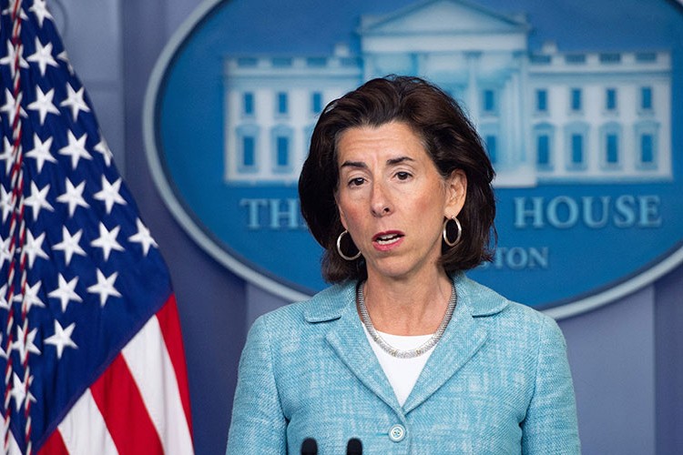 Endişelerin arttığı dönemde Çin'e sürpriz ziyaret