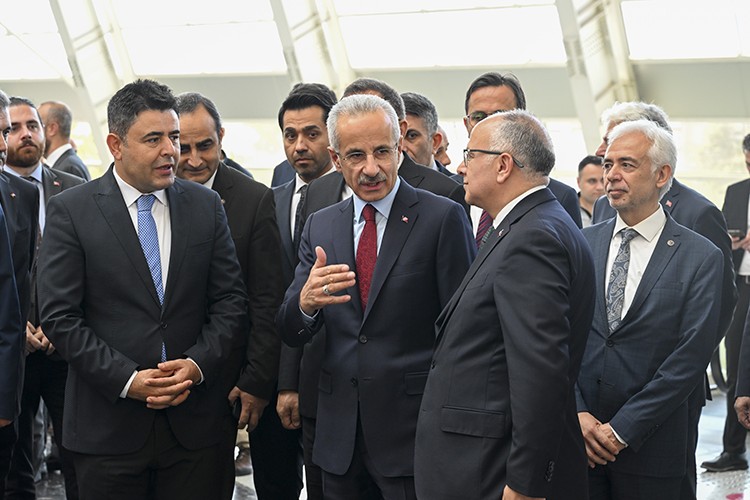 Hızlı trenlerle bu yıl 12,5 milyon yolcu taşınacak