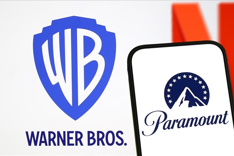 Paramount, Warner Bros'usatın almak üzere anlaşma sağladı