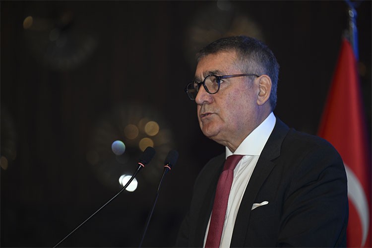 "Enflasyonla mücadelede yol katetmeye başladık"