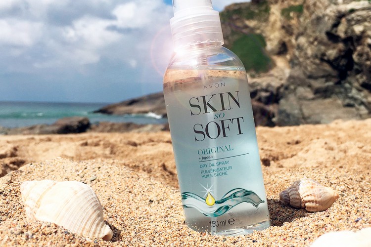 Avon'dan Skin So Soft sprey vücut yağı
