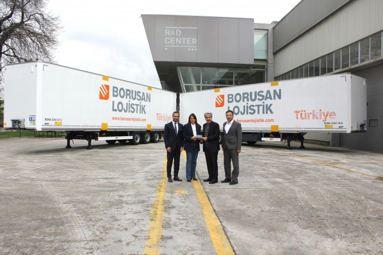 BORUSAN LOJİSTİK, 20 TIRSAN ASKILI TEKSTİL TAŞIYICI TREYLER İLE FİLOSUNU DAHA DA GÜÇLENDİRİYOR