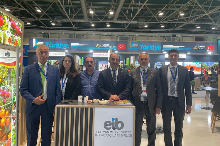 Türk lezzetleri İspanya'da görücüye çıktı