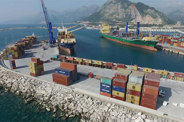 Limanlardaki ithalat kargo seviyelerinde keskin düşüş bekleniyor