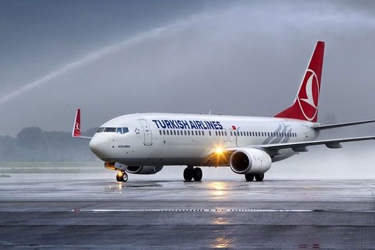 THY 76 milyon yolcuyu aştı