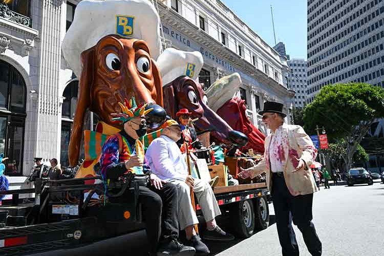 San Francisco'da Fools' Day etkinliği düzenlendi