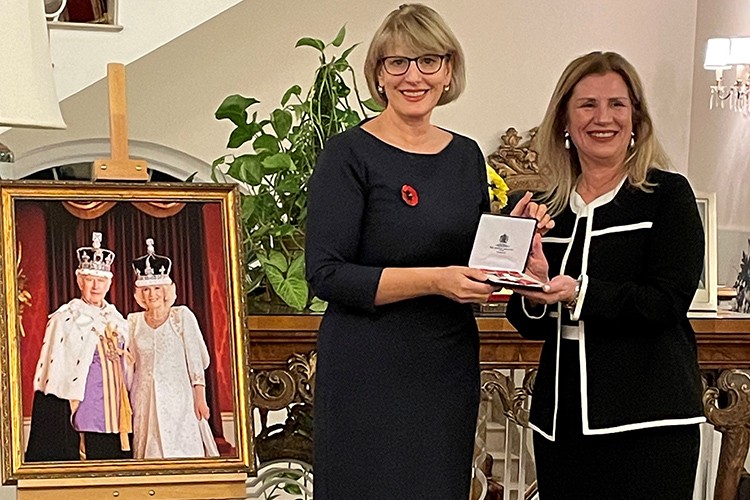 Britanya İmparatorluk Nişanı ödülü bir Türkün