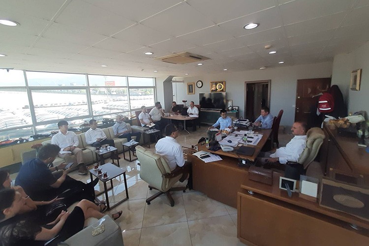 Sektöre güçlü markalarla girdi