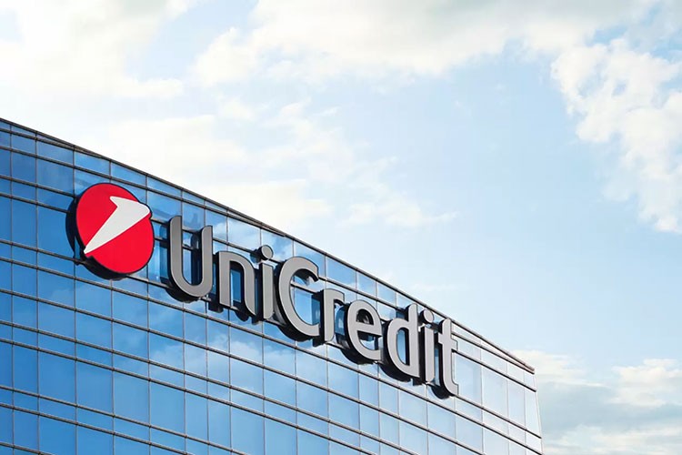 UniCredit, Alman Commerzbank'taki hissesini yüzde 28'e çıkardı