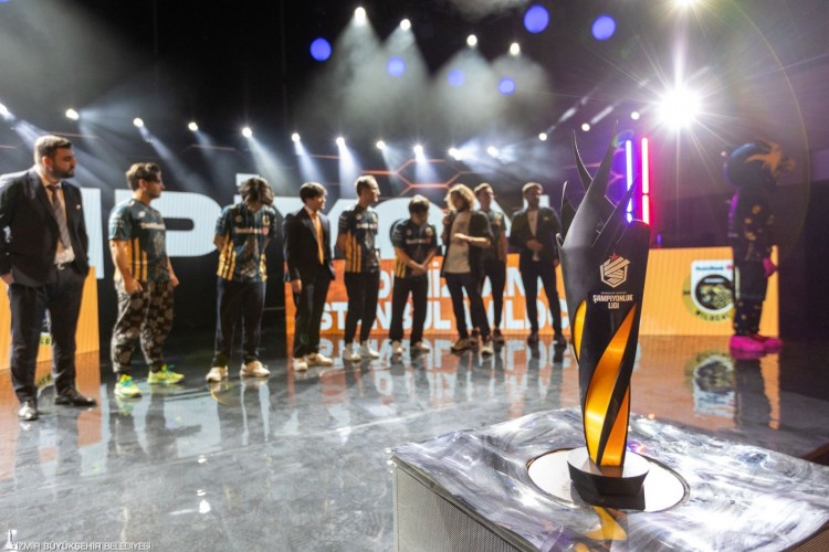 İzmir esporda dev finale ev sahipliği yapıyor