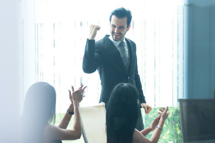 Koltuk büyüten yöneticiler