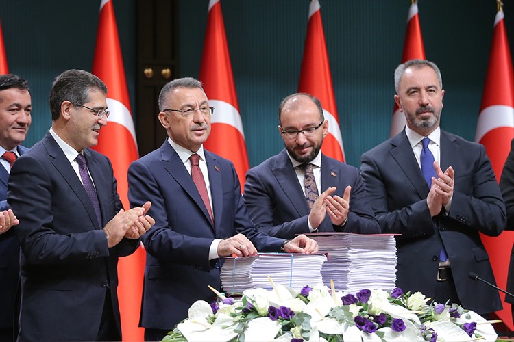 "100. yıl bütçesi büyüme odaklı bir yapıdadır"