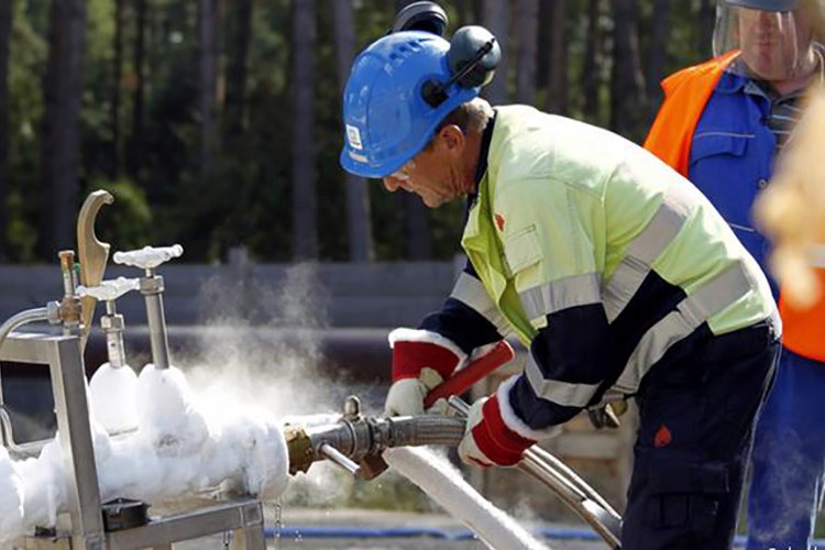 Avrupa'da doğal gaz fiyatları bir yılda 10 katına çıktı