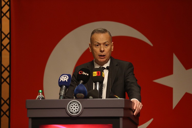 "İhracatımız 210,1 milyar dolar olarak gerçekleşti"