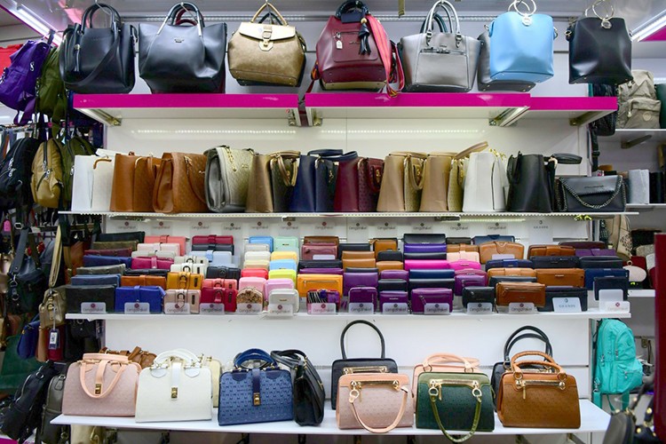 186 ülkeye deri ürünleri satıyoruz