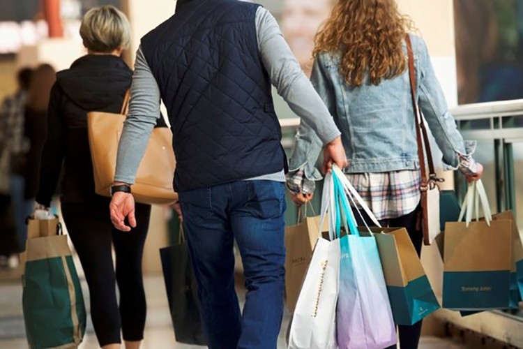 ABD'de kişisel tüketim harcamaları martta yatay seyretti