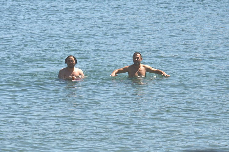 Yakın dostları ile enerji depoladı