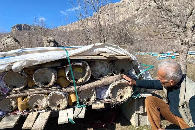 30 yıldır bal üretiyor