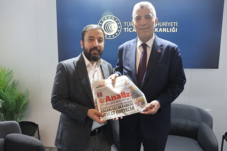 "Küresel ticaretin yeni merkezi Türkiye oluyor"