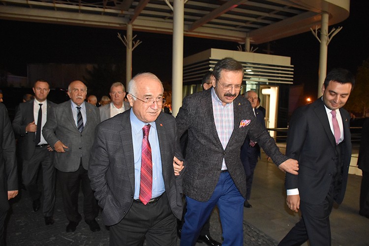 "Piyasa dönmeye başladı"