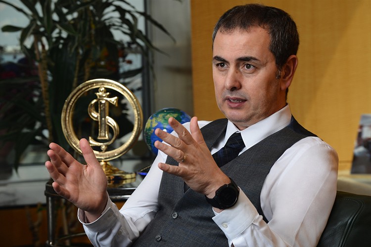 "Çok dikkatli olmalı, özenle hareket etmeliyiz"