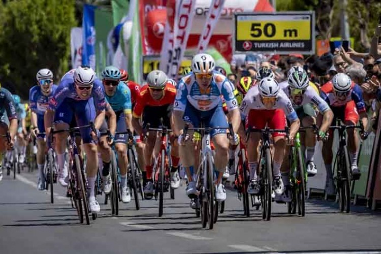 59. Cumhurbaşkanlığı Türkiye Bisiklet Turu sürüyor