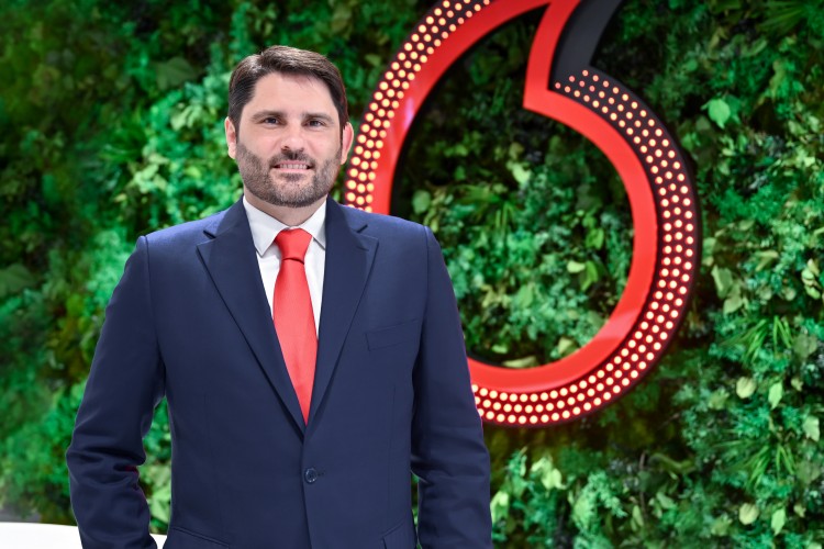 VODAFONE'DAN AKILLI ENERJİ HAMLESİ