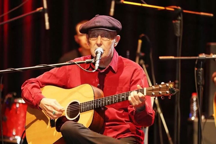 Usta sanatçı İlhan Şeşen hayatını kaybetti