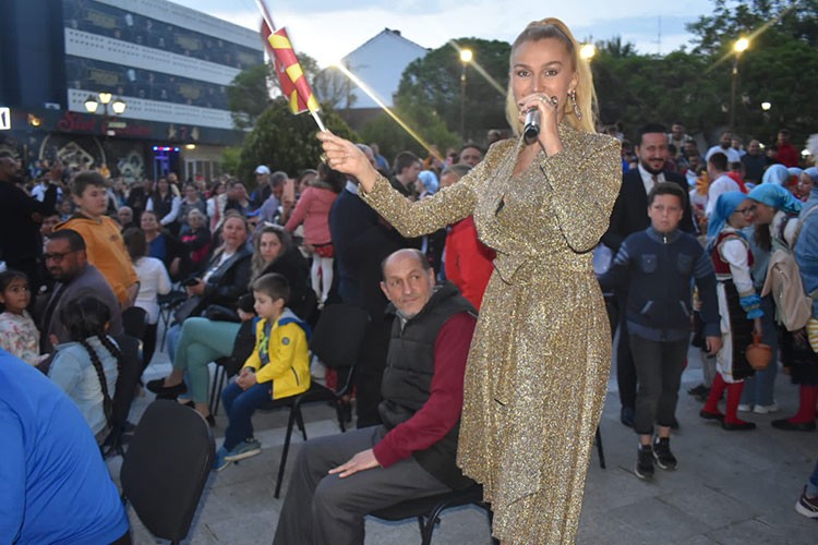 Makedonya'yı coşturdu