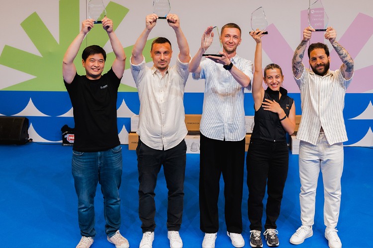 İbrik Dünya Şampiyonası Arzum OKKA ana sponsorluğunda World of Coffee Kopenhag'da gerçekleştirildi