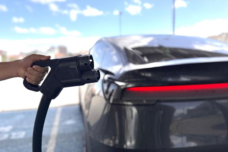 Elektrikli araç poliçelerindeki menzillere dikkat uyarısı