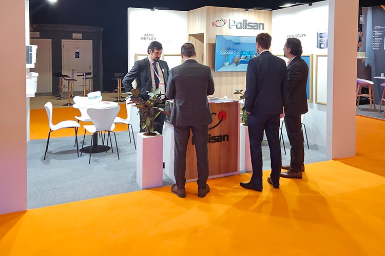 Ürün yelpazesini boya fuarında tanıttı