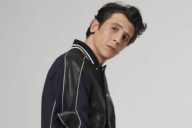 Ersay Üner, memleketinde konser verdi