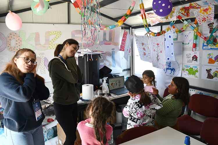 Malatya'da temel ihtiyaç ve etkinlik üniteleri kuruldu