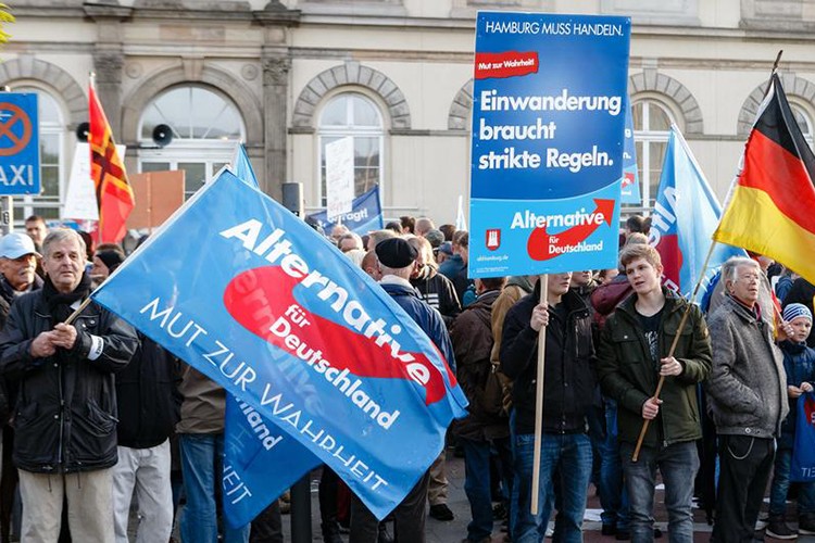 AfD ekonomiyi kötü etkiliyor
