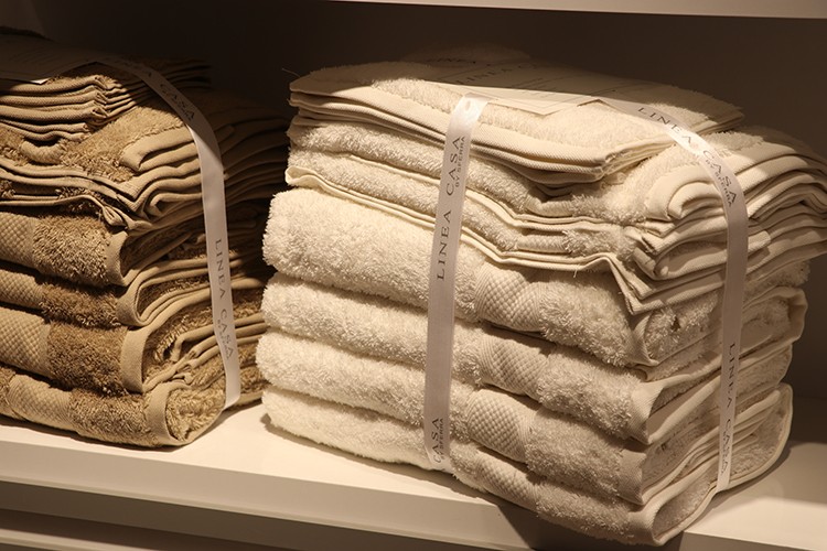 Denizlili tekstilci ihracatta rekorlara devam ediyor