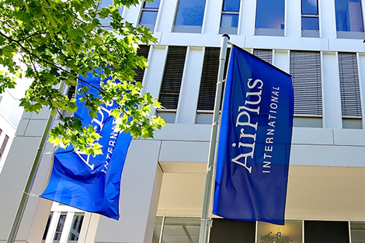 Lufthansa, AirPlus'ı İsveçli SEB'e satıyor